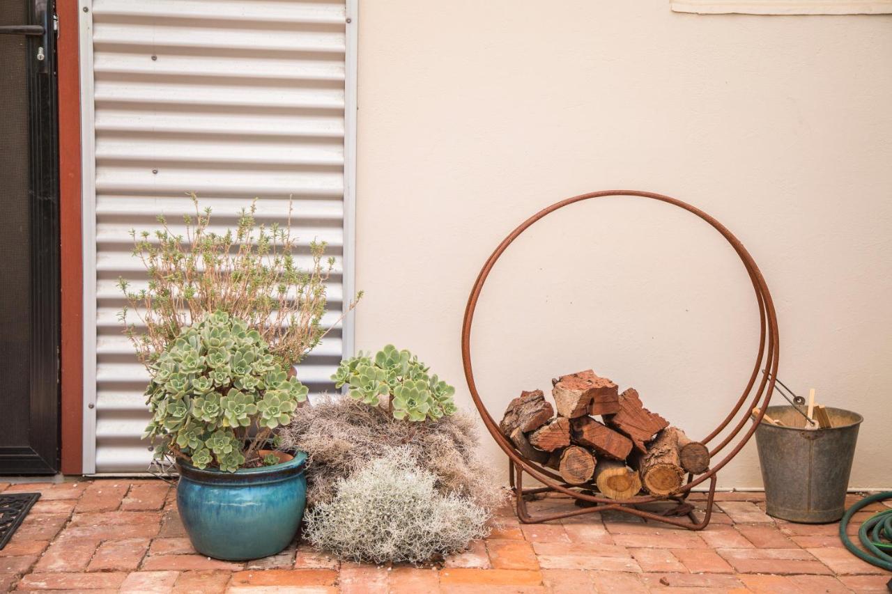Mataro Cottage ทานันดา ภายนอก รูปภาพ
